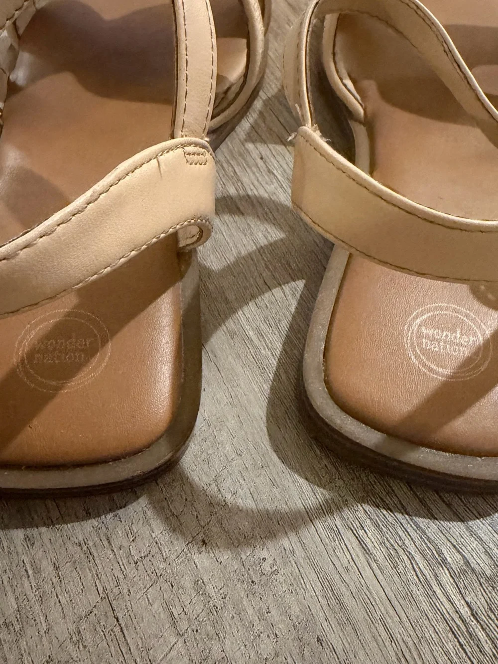wonder nation Kids - Girls Beige Woven Strap Sandals